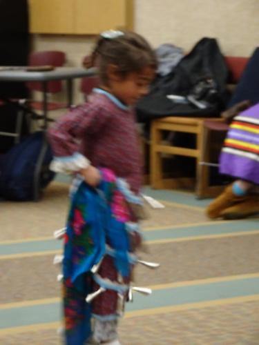 blurry-tribal-child-dancing